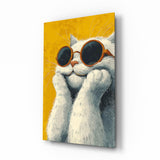 Gatto con occhiali tondi su fondo giallo quadro in vetro - 72x46 cm
