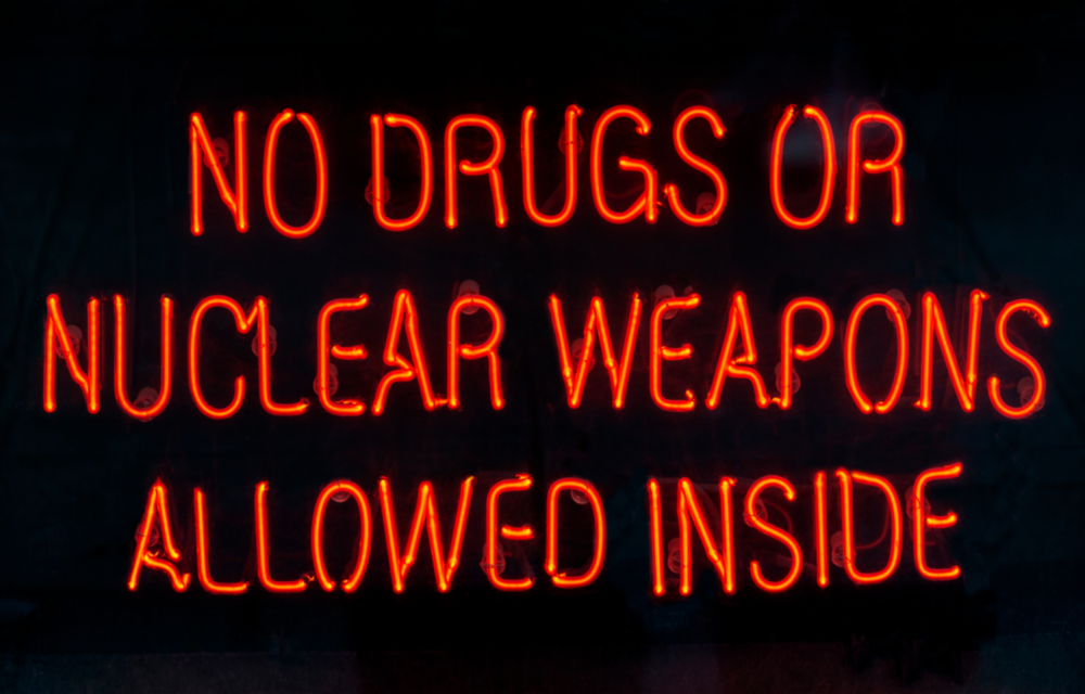 “No drugs” Glass Wall Art