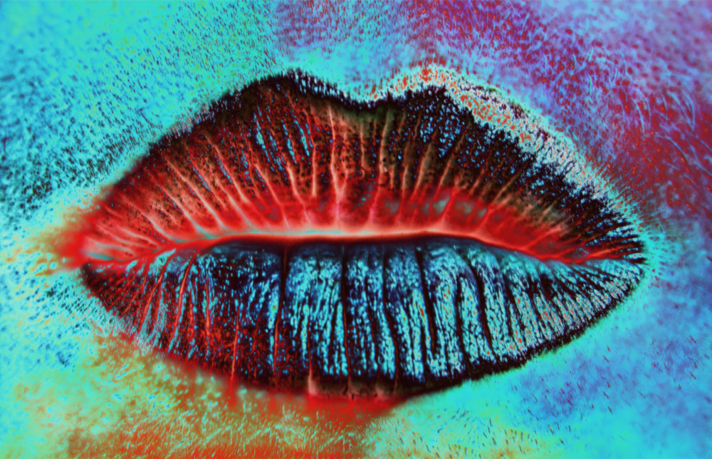 Lips Glass Wall Art