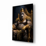 Gorilla-König im Goldenen Gewand auf dem Thron Glasbild - 72x46 cm
