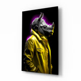 Nashorn im gelben Mantel im violetten Glühen Glasbild - 72x46 cm
