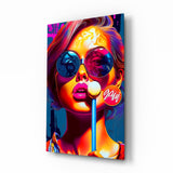 Frau mit Neonbrille und weißem Lutscher Glasbild - 72x46 cm