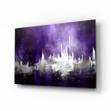 Silhouette urbaine abstraite dans la brume violette tableau en verre - 72x46 cm