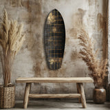 Schwarzes Surfbrett mit goldenem Kachelraster Glasbild - 90x30 cm
