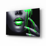 Grüne Tropfende Farbe Lippen Glasbild - 72x46 cm