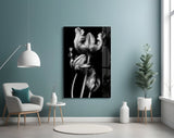 Black and White Flowers Glass Wall Art.