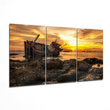 Naufragio Tramonto Dorato Costa Rocciosa quadro in vetro - 140x72 cm